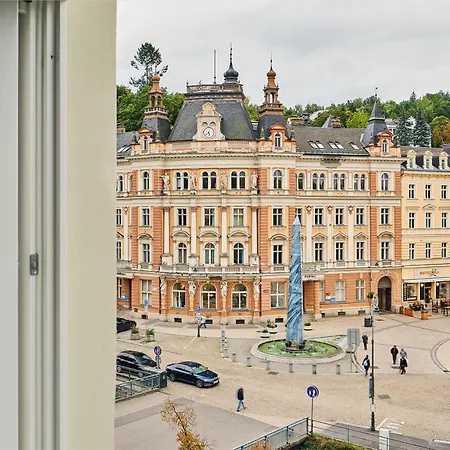 Imperial A5 - 100 M2 Elisabeth View & Ps5 Appartement *
